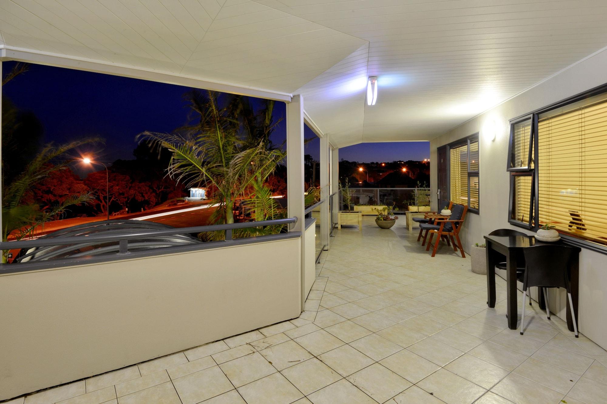 Whangaparaoa Lodge Zewnętrze zdjęcie